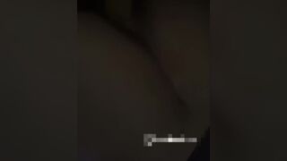 Saudi girl takes massive shits comp