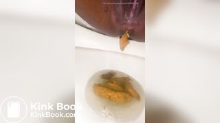 Ebony shits - video 11