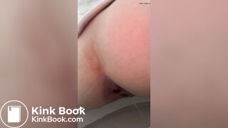 Young blonde poop on the toilet (read desc)