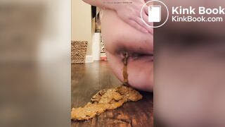 Latina girl, ass hole shitting