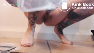 Big Poops Into Container