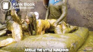 ManureFetish Spring Sale - Girls in cowshit