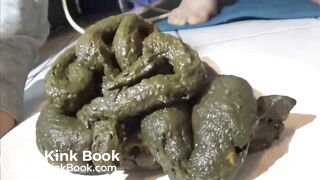Girl shitting - video 81
