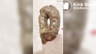 Japanese girl big poop - video 4