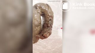 Japanese girl big poop - video 4