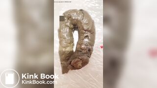 Japanese girl big poop - video 4