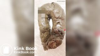 Japanese girl big poop - video 4