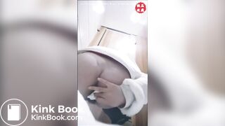 Chinese girl pooping - video 180