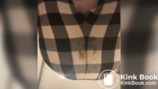 Pooping and peeing - video 4