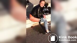 Hot girl shitting in the streets
