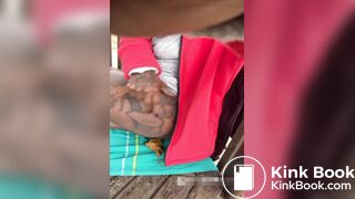 Ebony Milf Wet Crackling Dookie & Pee On Bench