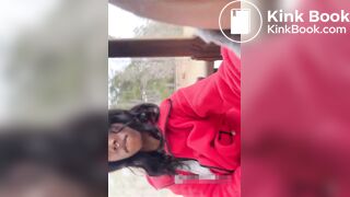 Ebony Milf Wet Crackling Dookie & Pee On Bench