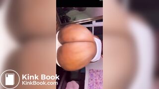Big Booty South African Woman Let’s out shit