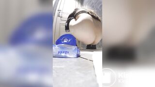 beautiful chinese girl goes to the toilet - video 8