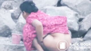 Indian village lady open shitting