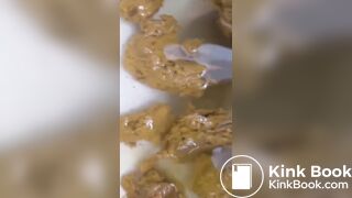 Girl poop 59 - video 2