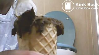 Girl pooping - video 469