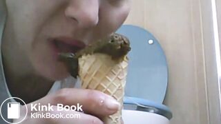 Girl pooping - video 469