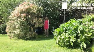 A garden poo..