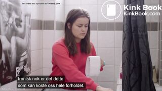 TV Show - Girl poops at boyfriends apartment