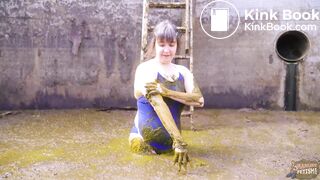 Diving in the manure pit full of cowshit