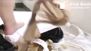 asian girl white panty poop