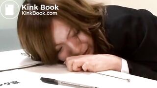 office girl poop in meeting