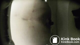 Japanese girl pooping on toilet - video 18