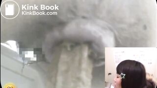 Many Jap girls with amazing assholes , use same toilet