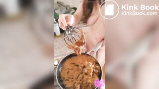 Pooping girl - video 127