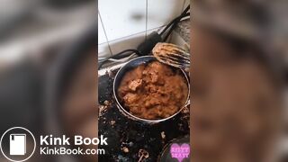 Pooping girl - video 127