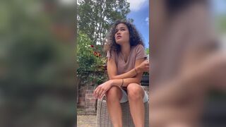 Girl poop - video 113