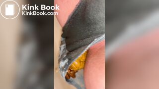 Pooping my panties
