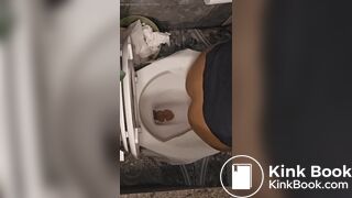 Ebony girl shitting at friends house