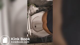 Ebony girl shitting at friends house