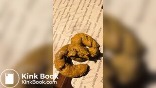 Brunette Poops