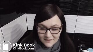 Girl pooping 4 - video 5