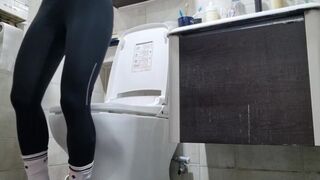 korean girl s poop 1