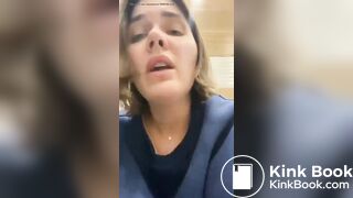 Girl poop - video 107