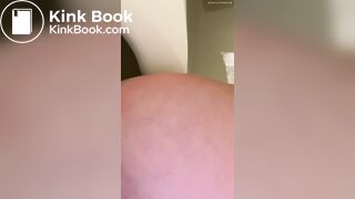 MILF starts between the legs