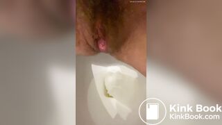 MILF starts between the legs