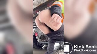 Woman shitting in public - video 2