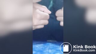 Thai girl short poop in bed room