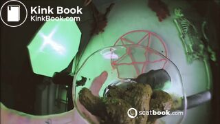 Dipping apple in shit