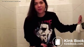 Girl fart - video 258