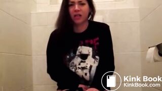 Girl fart - video 258