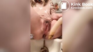 anal dildo scat