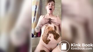 Poo smearing in the bathtub..