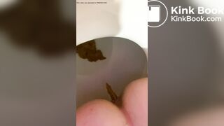 MILF takes a quick softer dump