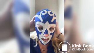 mask woman drops a mucha lucha of a shit